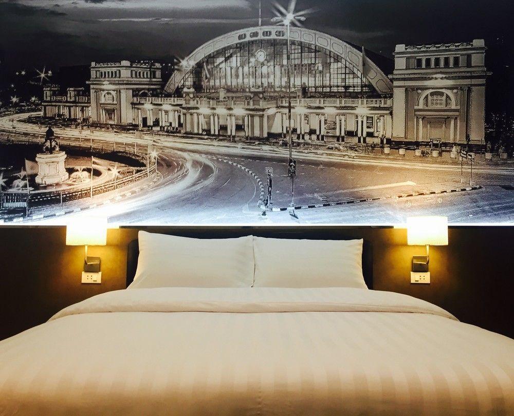 At Hua Lamphong Hotel Bangkok Exteriör bild