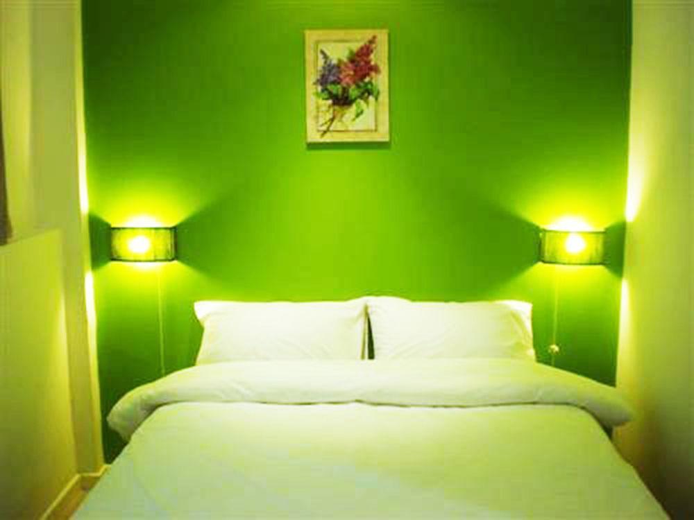 At Hua Lamphong Hotel Bangkok Exteriör bild